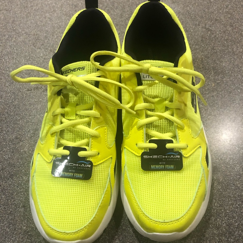 Mens sketcher sneakers